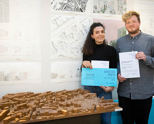 Elena Groger und Jonas Kallenbach überzeugten mit ihren Ideen für die Gestaltung des Kölner Hansaplatzes als Ort mit Veedelcharakter.